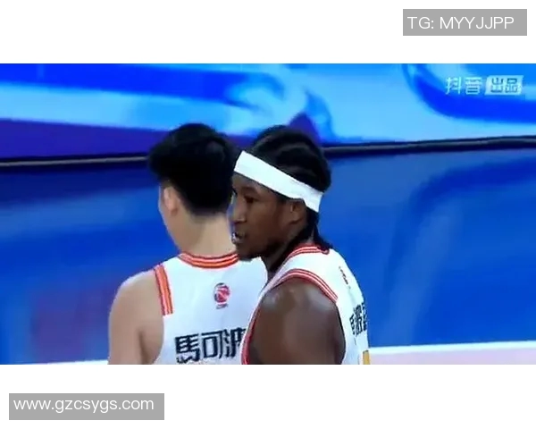 上海与深圳CBA精彩对决录像回放分析及赛后点评分享